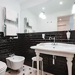 Nikis Collection Trastevere בית הארחה 4*