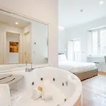 בית הארחה Nikis Collection Trastevere רומא