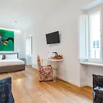 Nikis Collection Trastevere בית הארחה 4*