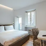 Nikis Collection Trastevere בית הארחה רומא