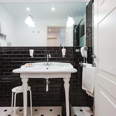 Nikis Collection Trastevere 4* Rom